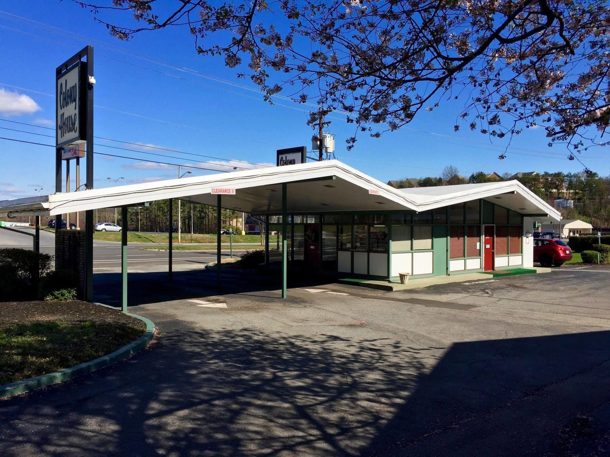 Colony House Motor Lodge Roanoke Exterior photo